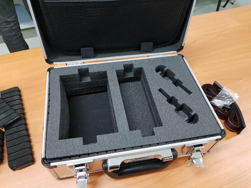 Металлический кейс