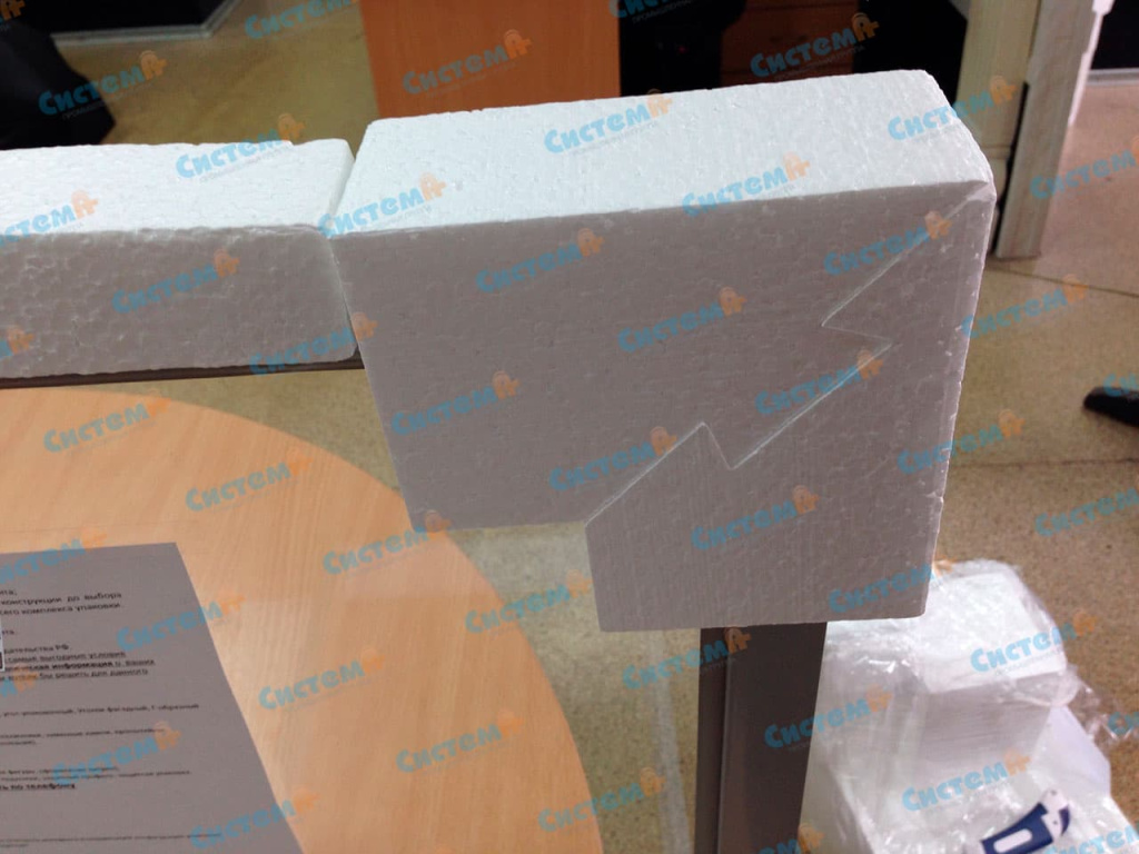 Уголки для стекла