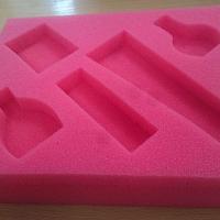 Защитная упаковка из цветного поролона для косметики