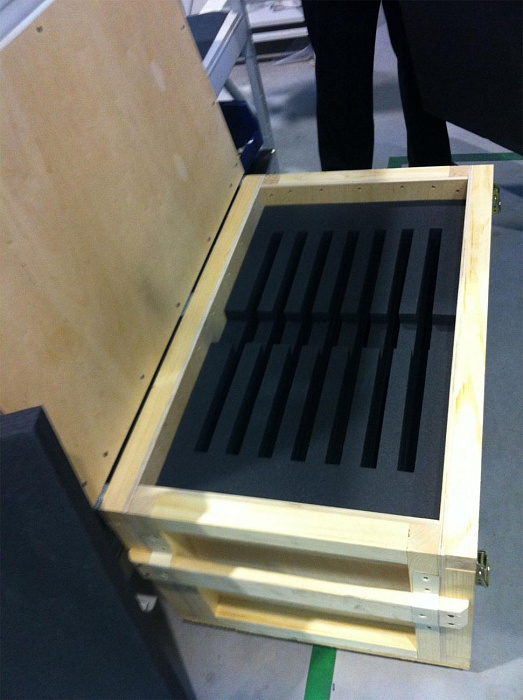 Деревянный ящик