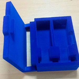 Упаковка с покрытием флока для бутылок