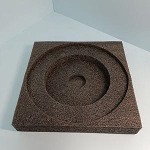 Упаковка из пенополиэтилена для электронного устройства