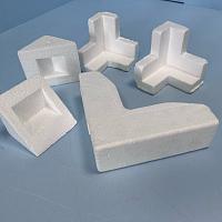 Стандартные пенопластовые уголки Стандартные пенопластовые уголки